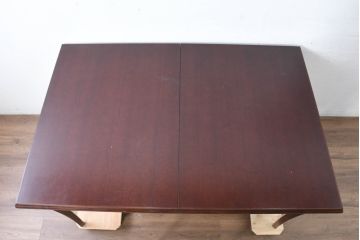 中古　美品　神戸洋家具　メープル不二屋　上品なカラーが高級感を醸し出すエクステンションテーブル(ダイニングテーブル、拡張式テーブル、伸長式、食卓、4人掛け、6人掛け、8人掛け、4人用、6人用、8人用)(R-084435)