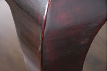 中古　美品!!　ベトナム民芸家具　工芸品　見ごたえのある精彩な細工が目を引くガラス天板の座卓(ローテーブル、センターテーブル、リビングテーブル)(R-084437)