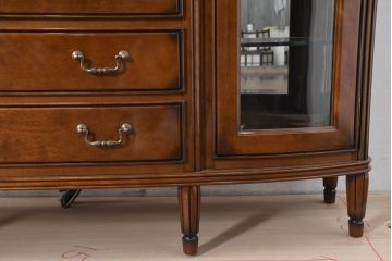 中古　超美品　maruni(マルニ木工)　ブリタニアシリーズ　135　英国クラシックの気品漂う収納力抜群のサイドボード(キュリオケース、戸棚、収納棚)(定価約108万円)(R-084443)