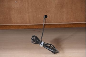 中古　超美品　maruni(マルニ木工)　ブリタニアシリーズ　135　英国クラシックの気品漂う収納力抜群のサイドボード(キュリオケース、戸棚、収納棚)(定価約108万円)(R-084443)