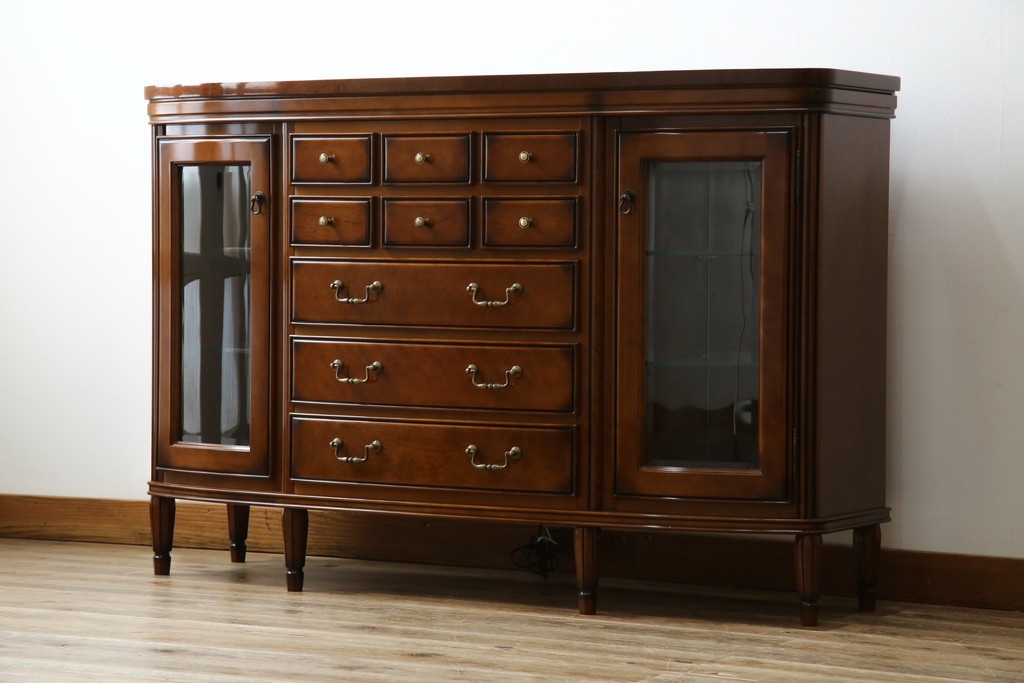 中古　超美品　maruni(マルニ木工)　ブリタニアシリーズ　135　英国クラシックの気品漂う収納力抜群のサイドボード　定価約108万円相当　(R-084443)