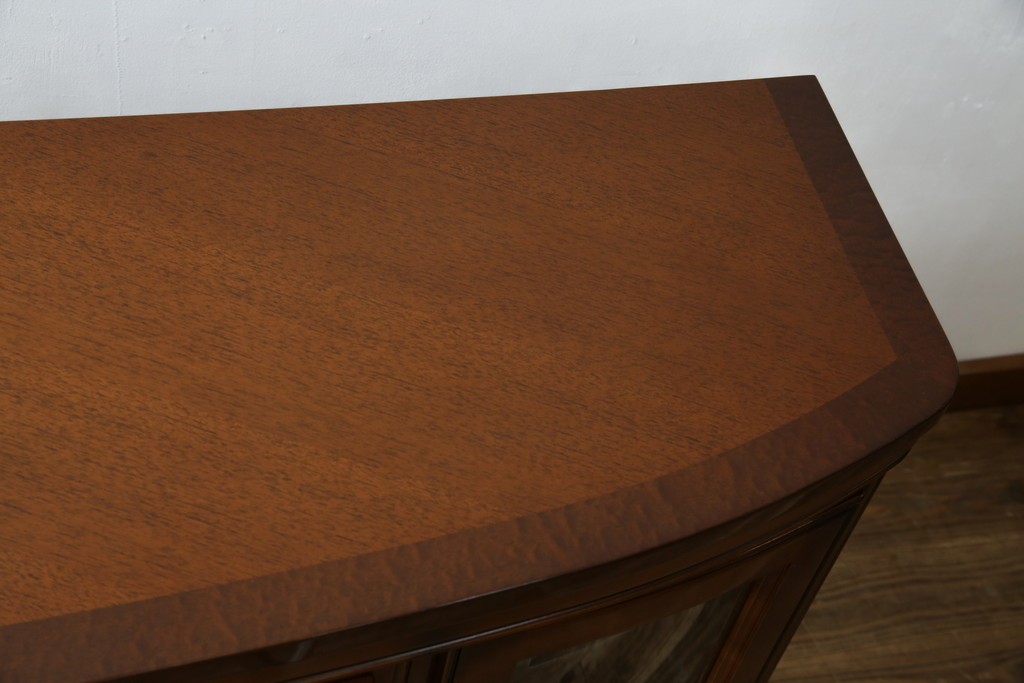 中古　超美品　maruni(マルニ木工)　ブリタニアシリーズ　135　英国クラシックの気品漂う収納力抜群のサイドボード　定価約108万円相当　(R-084443)