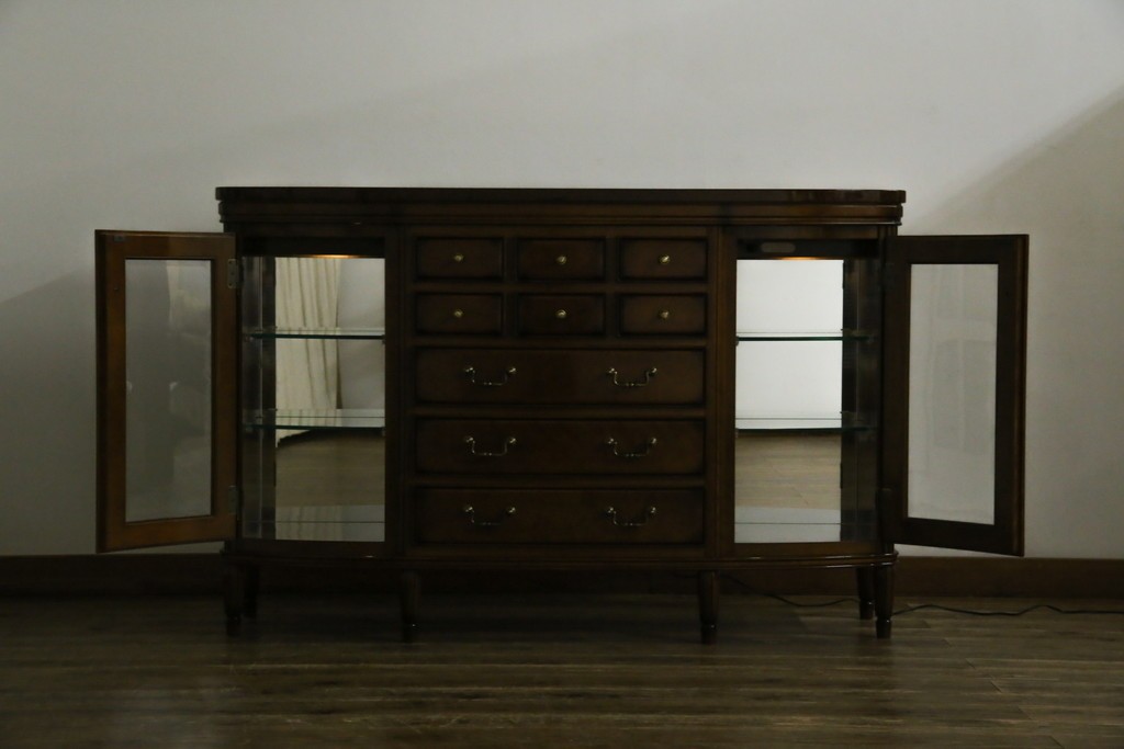 中古　超美品　maruni(マルニ木工)　ブリタニアシリーズ　135　英国クラシックの気品漂う収納力抜群のサイドボード　定価約108万円相当　(R-084443)