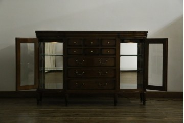 中古　超美品　maruni(マルニ木工)　ブリタニアシリーズ　135　英国クラシックの気品漂う収納力抜群のサイドボード　定価約108万円相当　(R-084443)