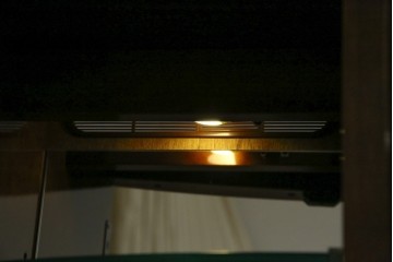 中古　超美品　maruni(マルニ木工)　ブリタニアシリーズ　135　英国クラシックの気品漂う収納力抜群のサイドボード　定価約108万円相当　(R-084443)