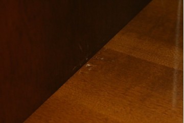 中古　超美品　maruni(マルニ木工)　ブリタニアシリーズ　135　英国クラシックの気品漂う収納力抜群のサイドボード　定価約108万円相当　(R-084443)