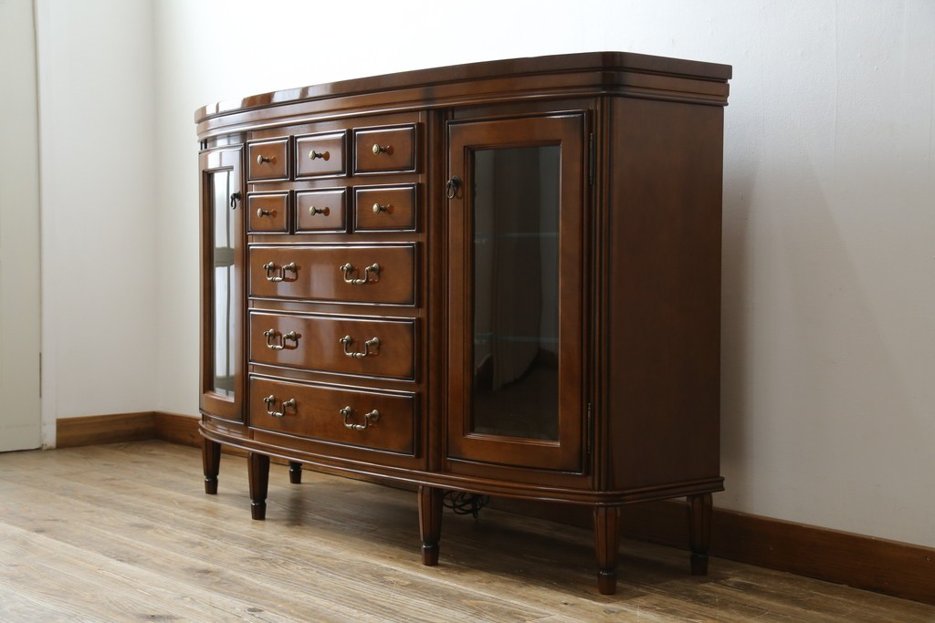 中古　超美品　maruni(マルニ木工)　ブリタニアシリーズ　135　英国クラシックの気品漂う収納力抜群のサイドボード　定価約108万円相当　(R-084443)