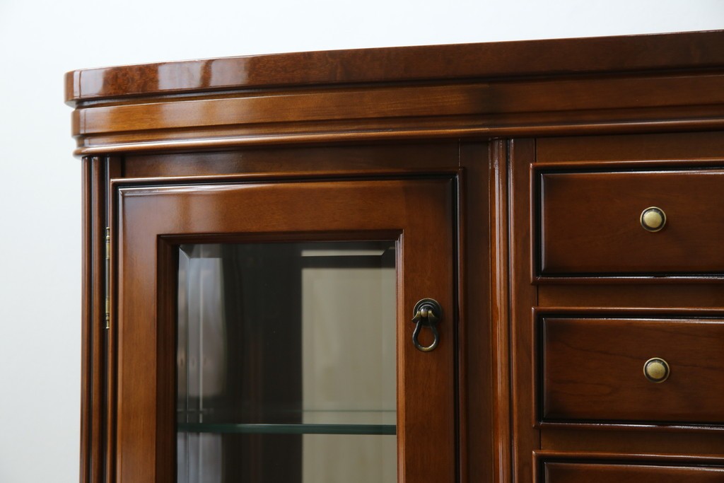 中古　超美品　maruni(マルニ木工)　ブリタニアシリーズ　135　英国クラシックの気品漂う収納力抜群のサイドボード　定価約108万円相当　(R-084443)