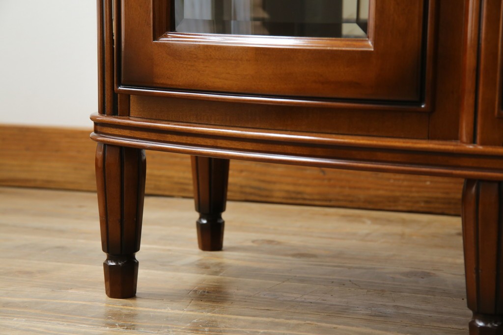 中古　超美品　maruni(マルニ木工)　ブリタニアシリーズ　135　英国クラシックの気品漂う収納力抜群のサイドボード　定価約108万円相当　(R-084443)