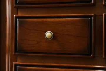 中古　超美品　maruni(マルニ木工)　ブリタニアシリーズ　135　英国クラシックの気品漂う収納力抜群のサイドボード　定価約108万円相当　(R-084443)