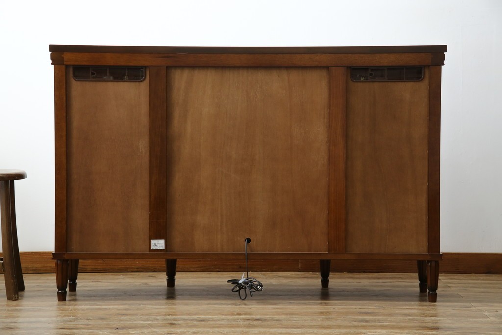 中古　超美品　maruni(マルニ木工)　ブリタニアシリーズ　135　英国クラシックの気品漂う収納力抜群のサイドボード　定価約108万円相当　(R-084443)