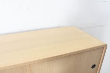 中古　衣装盆付き　上品な金具の意匠が目を引く加茂総桐箪笥(並厚、桐たんす、衣装箪笥、収納箪笥、着物箪笥、引き出し、和タンス、チェスト、バラ売り可能)(R-084444)