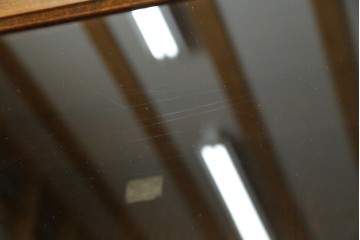 イギリスアンティーク　オーク材　スライド扉(フリップアップ扉)付き!　直線的で重厚感のある佇まいが魅力のブックケース(本箱、カップボード、キャビネット、収納棚、戸棚、英国)(R-084448)