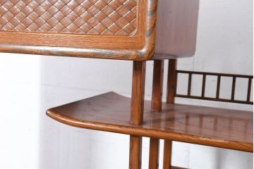 中古　上手物!!　高級デパート取り扱い　国産　職人手作り　欅(ケヤキ)材　職人技が光る凝った作りの茶棚(飾り棚、茶箪笥、収納棚、戸棚、網代)(R-084450)