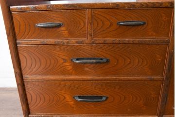 中古　上手物!!　高級デパート取り扱い　国産　職人手作り　欅(ケヤキ)材　職人技が光る凝った作りの茶棚(飾り棚、茶箪笥、収納棚、戸棚、網代)(R-084450)