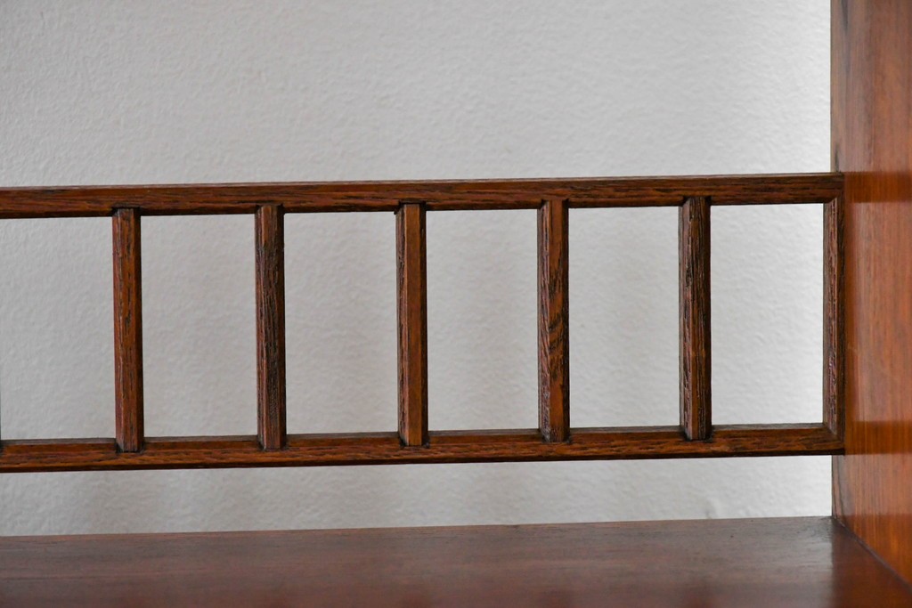 中古　上手物!!　高級デパート取り扱い　国産　職人手作り　欅(ケヤキ)材　職人技が光る凝った作りの茶棚(飾り棚、茶箪笥、収納棚、戸棚、網代)(R-084450)