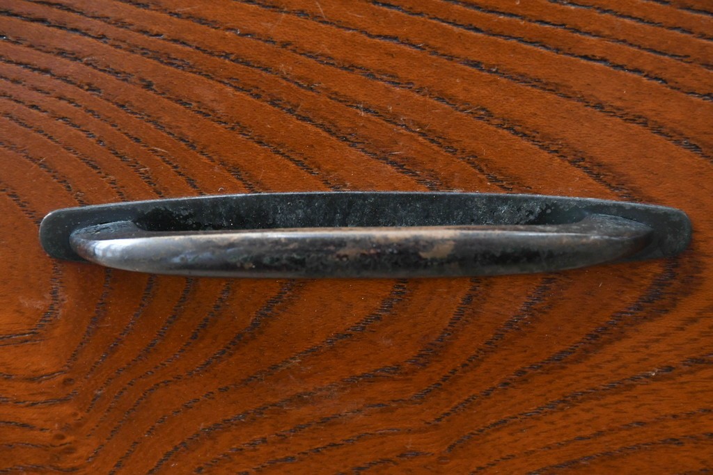 中古　上手物!!　高級デパート取り扱い　国産　職人手作り　欅(ケヤキ)材　職人技が光る凝った作りの茶棚(飾り棚、茶箪笥、収納棚、戸棚、網代)(R-084450)