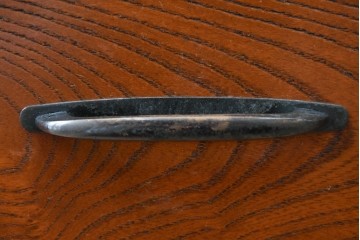 中古　上手物!!　高級デパート取り扱い　国産　職人手作り　欅(ケヤキ)材　職人技が光る凝った作りの茶棚(飾り棚、茶箪笥、収納棚、戸棚、網代)(R-084450)