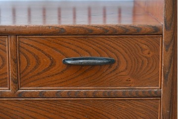 中古　上手物!!　高級デパート取り扱い　国産　職人手作り　欅(ケヤキ)材　職人技が光る凝った作りの茶棚(飾り棚、茶箪笥、収納棚、戸棚、網代)(R-084450)