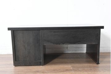 中古　美品　欅(ケヤキ)材　民芸　引手金具の細やかな意匠が目を引く文机(座卓、片袖机、座机、ローテーブル、ワークデスク、在宅ワーク、在宅用)(R-084451)