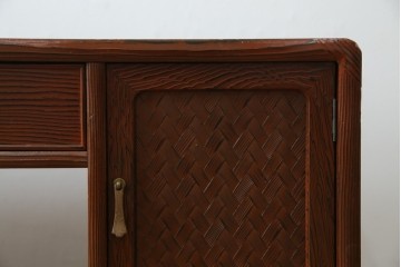 中古　高級品!!　高島屋デパート取り扱い　伝統技法　「杢目出し漆塗り」(根来漆塗り)　内部桐材　職人の技が光る!実用性とデザイン性を兼ね備えた座卓　(R-084452)