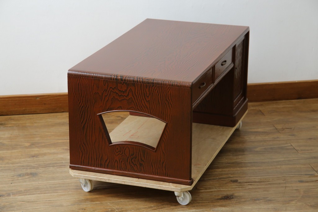 中古　高級品!!　高島屋デパート取り扱い　伝統技法　「杢目出し漆塗り」(根来漆塗り)　内部桐材　職人の技が光る!実用性とデザイン性を兼ね備えた座卓　(R-084452)