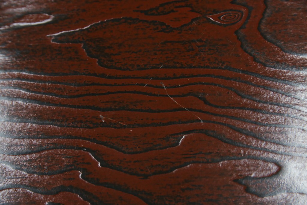 中古　高級品!!　高島屋デパート取り扱い　伝統技法　「杢目出し漆塗り」(根来漆塗り)　内部桐材　職人の技が光る!実用性とデザイン性を兼ね備えた座卓　(R-084452)