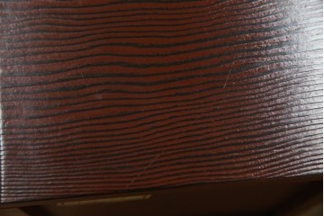 中古　高級品!!　高島屋デパート取り扱い　伝統技法　「杢目出し漆塗り」(根来漆塗り)　内部桐材　職人の技が光る!実用性とデザイン性を兼ね備えた座卓　(R-084452)