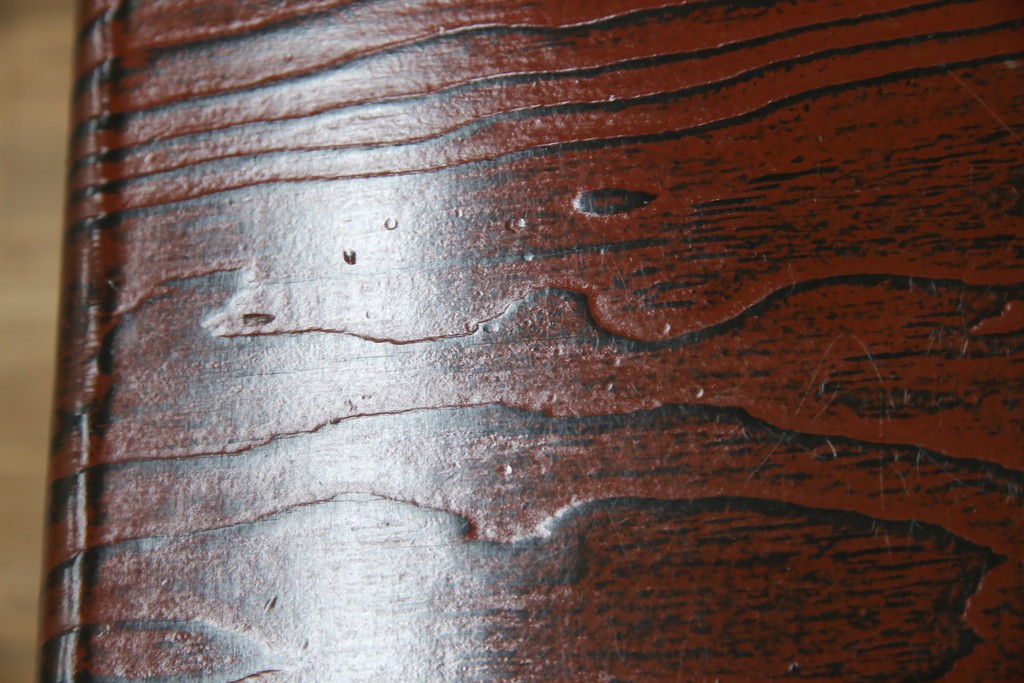 中古　高級品!!　高島屋デパート取り扱い　伝統技法　「杢目出し漆塗り」(根来漆塗り)　内部桐材　職人の技が光る!実用性とデザイン性を兼ね備えた座卓　(R-084452)