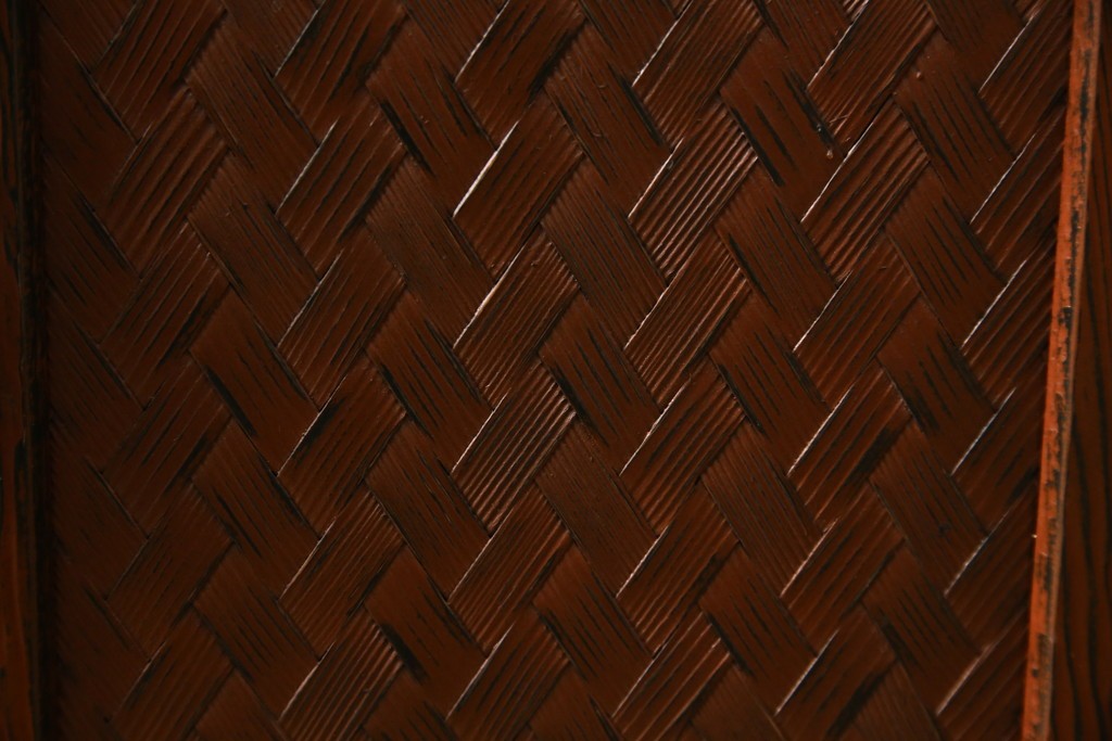 中古　高級品!!　高島屋デパート取り扱い　伝統技法　「杢目出し漆塗り」(根来漆塗り)　内部桐材　職人の技が光る!実用性とデザイン性を兼ね備えた座卓　(R-084452)