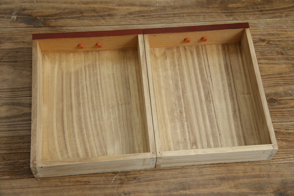 中古　高級品!!　高島屋デパート取り扱い　伝統技法　「杢目出し漆塗り」(根来漆塗り)　内部桐材　職人の技が光る!実用性とデザイン性を兼ね備えた座卓　(R-084452)