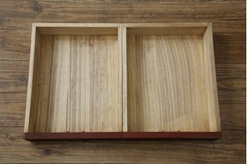 中古　高級品!!　高島屋デパート取り扱い　伝統技法　「杢目出し漆塗り」(根来漆塗り)　内部桐材　職人の技が光る!実用性とデザイン性を兼ね備えた座卓　(R-084452)