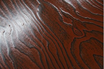 中古　高級品!!　高島屋デパート取り扱い　伝統技法　「杢目出し漆塗り」(根来漆塗り)　内部桐材　職人の技が光る!実用性とデザイン性を兼ね備えた座卓　(R-084452)