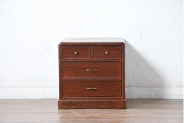 中古　美品　高級品!!　高島屋デパート取り扱い　伝統技法　「杢目出し漆塗り」(根来漆塗り)　内部桐材　細部まで職人のこだわりを感じる上ブタ付きの小引き出し(卓上収納、小物収納)(R-084454)