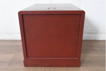 中古　美品　高級品!!　高島屋デパート取り扱い　伝統技法　「杢目出し漆塗り」(根来漆塗り)　内部桐材　細部まで職人のこだわりを感じる上ブタ付きの小引き出し(卓上収納、小物収納)(R-084454)