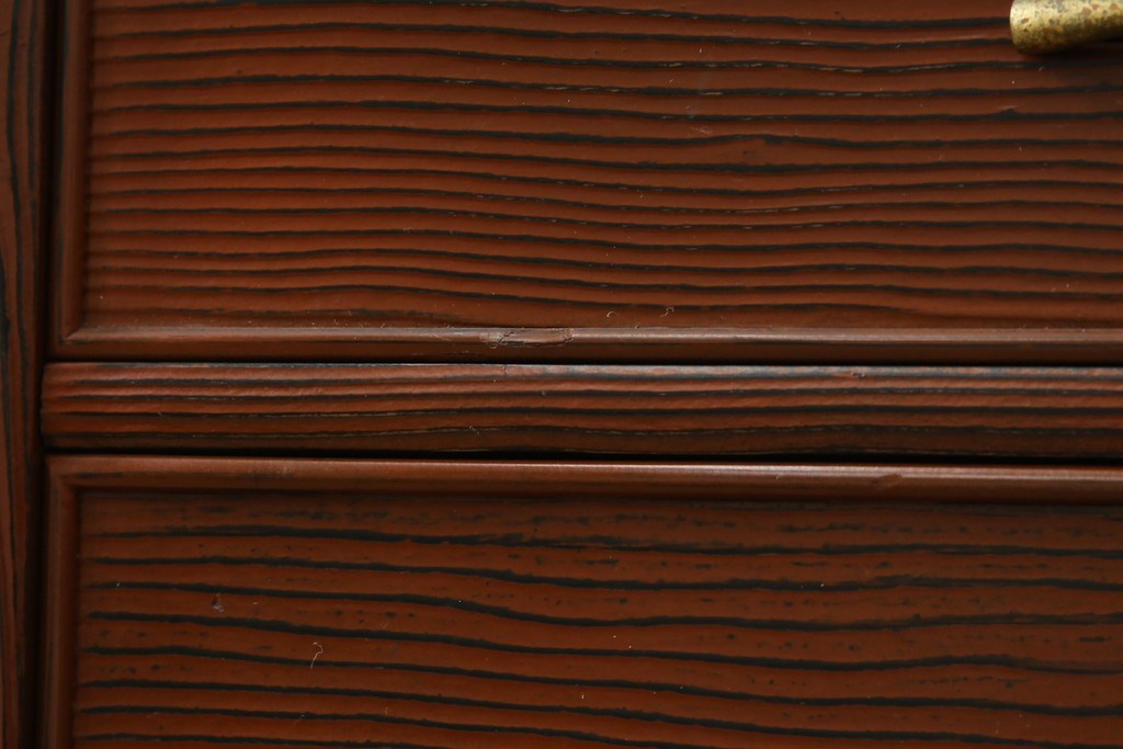 中古　美品　高級品!!　高島屋デパート取り扱い　伝統技法　「杢目出し漆塗り」(根来漆塗り)　内部桐材　細部まで職人のこだわりを感じる上ブタ付きの小引き出し(卓上収納、小物収納)(R-084454)