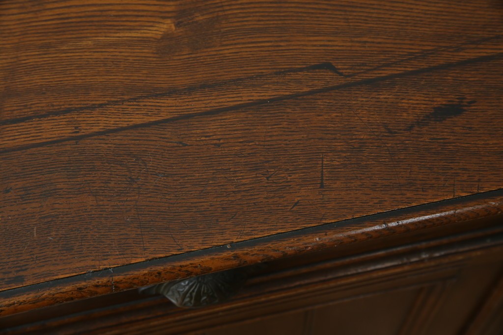 和製アンティーク　逸品!!　大正ロマン　タモ材　意匠を凝らしたデザインが魅力的な古い洋館のキャビネット　(R-084455)