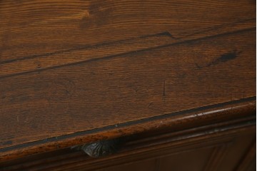 和製アンティーク　逸品!!　大正ロマン　タモ材　意匠を凝らしたデザインが魅力的な古い洋館のキャビネット　(R-084455)