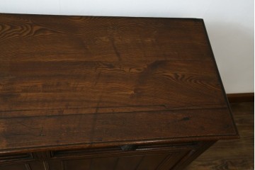 和製アンティーク　逸品!!　大正ロマン　タモ材　意匠を凝らしたデザインが魅力的な古い洋館のキャビネット　(R-084455)