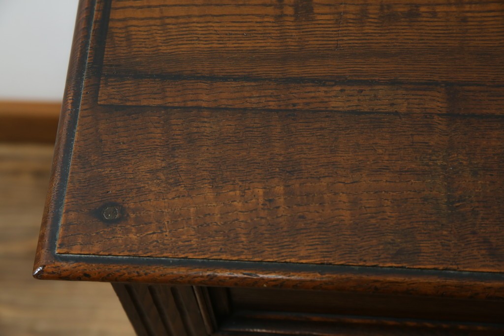 和製アンティーク　逸品!!　大正ロマン　タモ材　意匠を凝らしたデザインが魅力的な古い洋館のキャビネット　(R-084455)