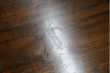 和製アンティーク　逸品!!　大正ロマン　タモ材　意匠を凝らしたデザインが魅力的な古い洋館のキャビネット　(R-084455)