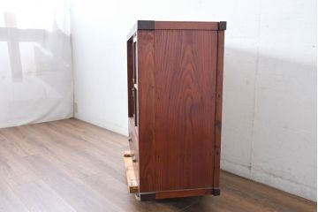 和製アンティーク　暮らしに溶け込む昭和レトロな温もりあふれるガラス戸棚(食器棚、収納棚、キャビネット、本箱、書棚、陳列棚、飾り棚、ディスプレイ棚、店舗什器)(R-084460)