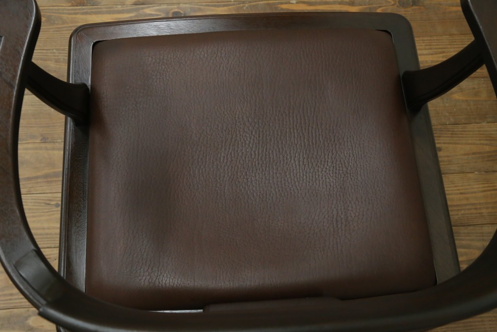 和製ビンテージ　北海道旭川家具 インテリアセンター(カンディハウス)　 Hock(ホック)　上質な座り心地と美しい木製フレームが魅力のアームチェア4脚セット　(R-084466)