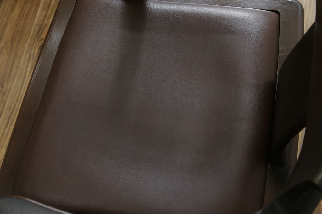 和製ビンテージ　旭川家具　インテリアセンター　現CONDE HOUSE(カンディハウス)　HOCK(ホック)　落ち着いた和モダンの空間を演出するダイニングチェア4脚セット　(R-084467)