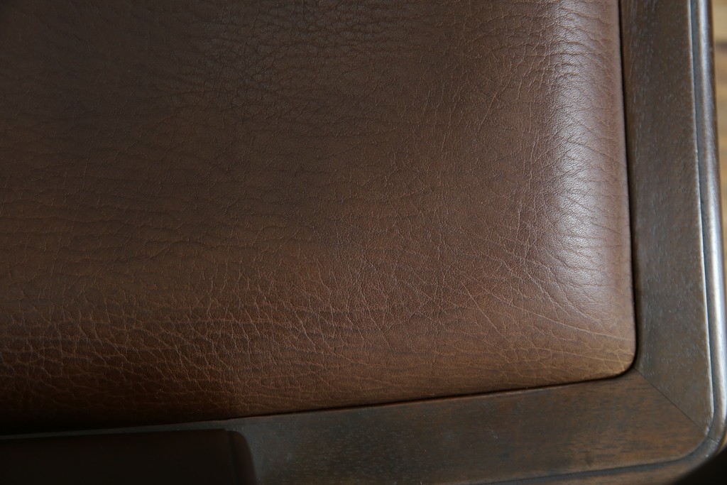 和製ビンテージ　旭川家具　インテリアセンター　現CONDE HOUSE(カンディハウス)　HOCK(ホック)　落ち着いた和モダンの空間を演出するダイニングチェア4脚セット　(R-084467)