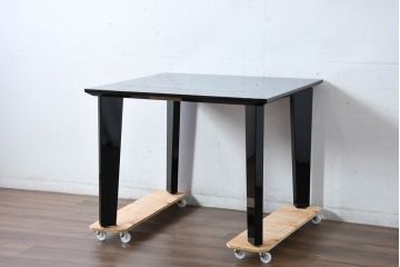 中古　美品　希少な廃番品!!　IDC大塚家具　FUJIKAWA(藤川)　SPLENDOR(スプレンダー) シンプルな中に存在感が光る!スタイリッシュな空間を演出する2人掛けテーブル(ダイニングテーブル、2人用、4人用、4人掛けテーブル、作業台)(R-084469)