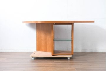 中古　TECTA(テクタ)　チェリー材　M21　モダンでユニークなデザインがお洒落なテーブル(ダイニングテーブル、4人掛け、6人掛け、4人用、6人用)(定価約77万円)(R-084471)