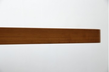 中古　TECTA(テクタ)　チェリー材　M21　モダンでユニークなデザインがお洒落なテーブル　定価約77万円相当　(R-084471)