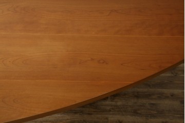 中古　TECTA(テクタ)　チェリー材　M21　モダンでユニークなデザインがお洒落なテーブル　定価約77万円相当　(R-084471)