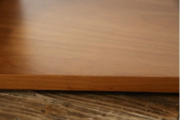 中古　TECTA(テクタ)　チェリー材　M21　モダンでユニークなデザインがお洒落なテーブル　定価約77万円相当　(R-084471)